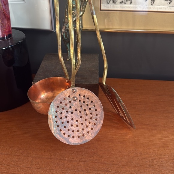 Antique vintage real copper and real brass kitchen utensils set of four - Picture 6 of 11